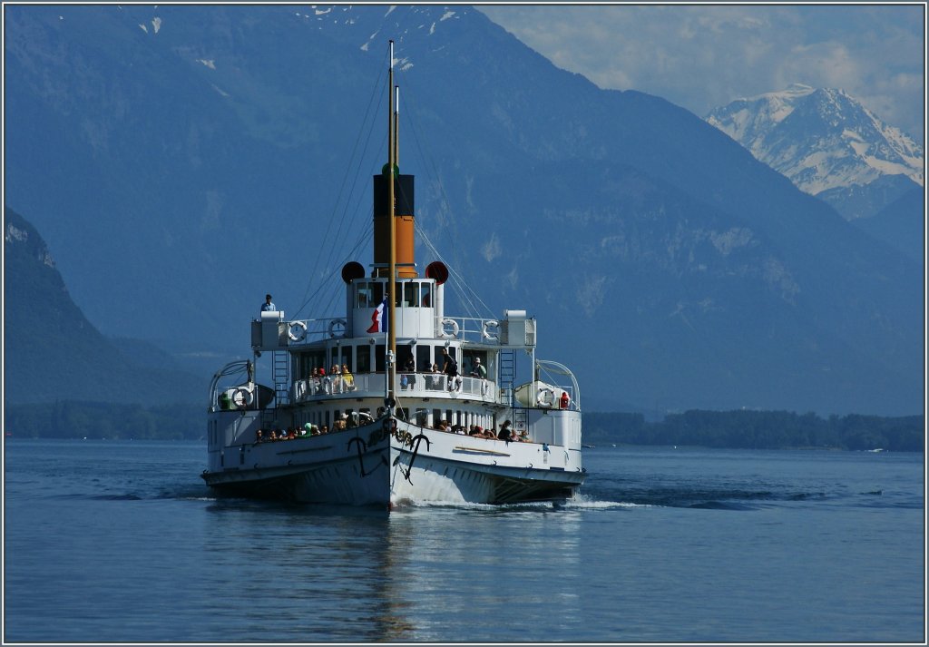 Die  Montreux  im Licht der Abendsonne.
(01.07.2013)