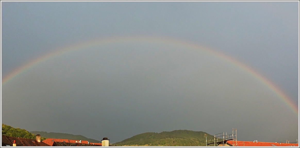 Regenbogen über Blonay
(08.08.2015)